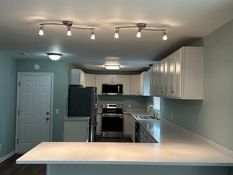 103 W Emerald Dr — Photo 4