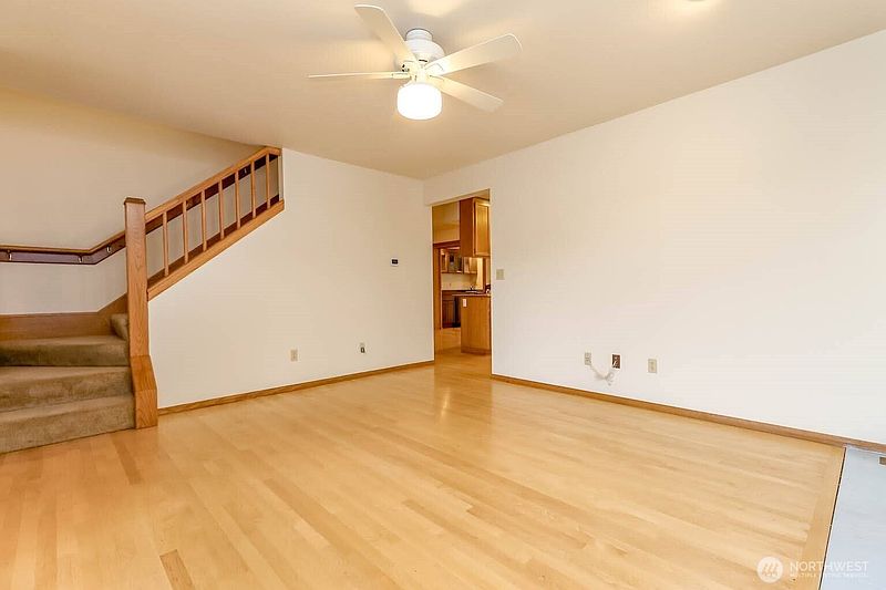 5th image of 2031 Edith Avenue