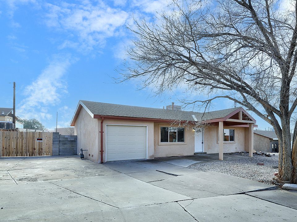 1st image of 14212 Turner Pl NE