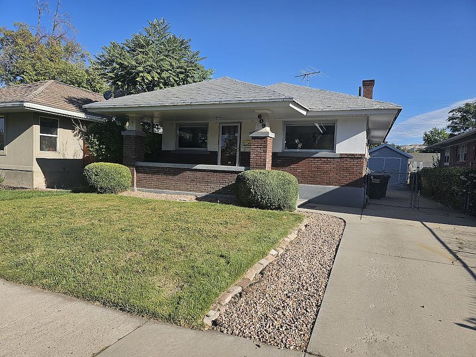 1st image of 609 E Browning Ave