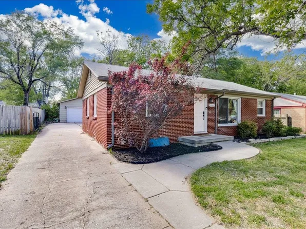 1233 N Woodlawn Blvd, Derby, KS 67037