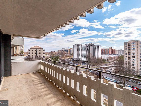 3rd image of 6301 Stevenson Ave APT 801