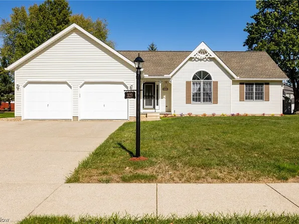 329 Forest St, Lagrange, OH 44050