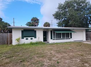 5824 21st St W, Bradenton, FL 34207