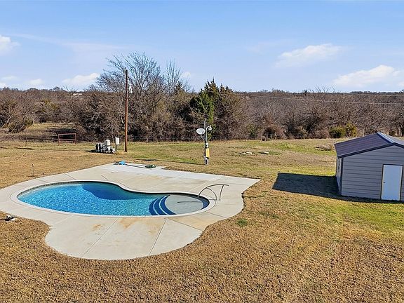 5th image of 3515 Old Southmayd Rd