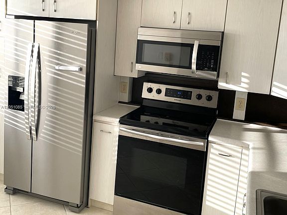 5th image of 2504 Antigua Ter APT L4