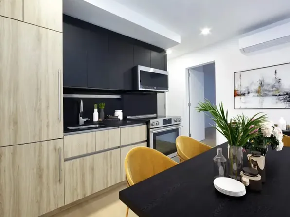 634 E 11th St #8, New York, NY 10009