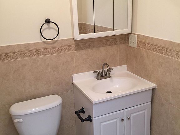 2nd image of 308 Ege Ave #3