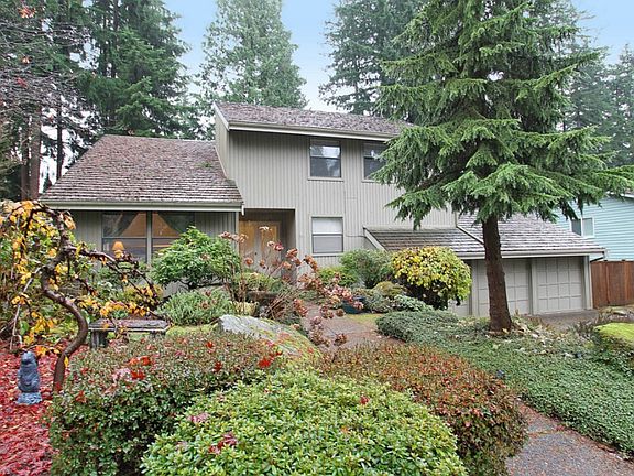 2nd image of 2914 146th St SE