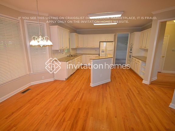 3rd image of 10818 Tavernay Pkwy