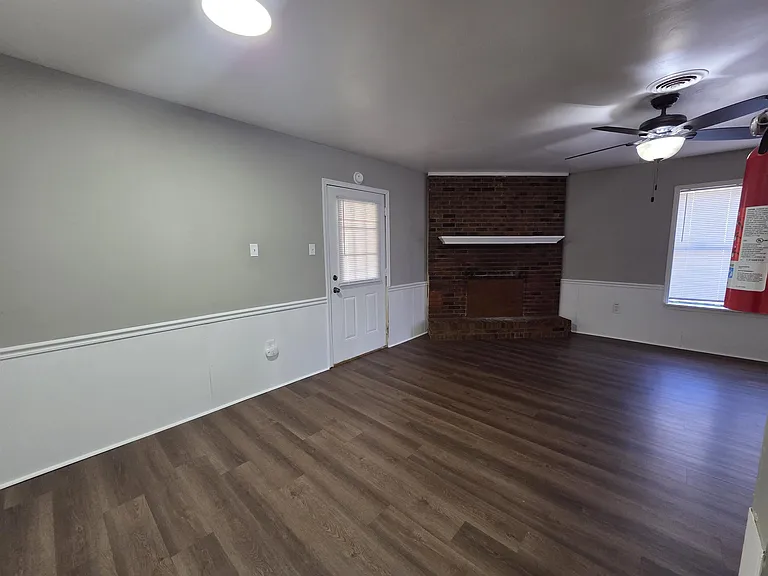 5787 Northland Dr — Photo 10