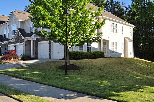 1st image of 911 Bartlett Cir