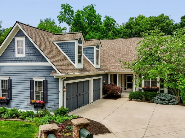 4534 Summersong Rd, Zionsville, IN 46077
