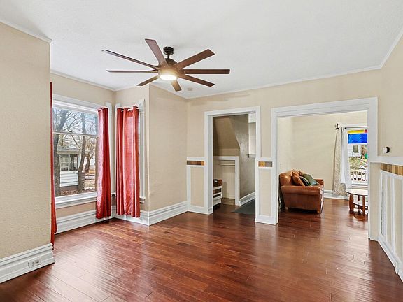 5th image of 1116 Sherwood Ave