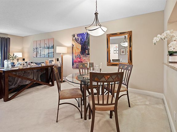 4th image of 4025 N Federal Highway #219-B