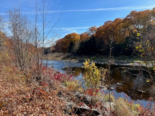 19 Water Street, Guilford, ME 04443