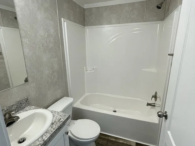 2955 Dekalb St #9 — Photo 9