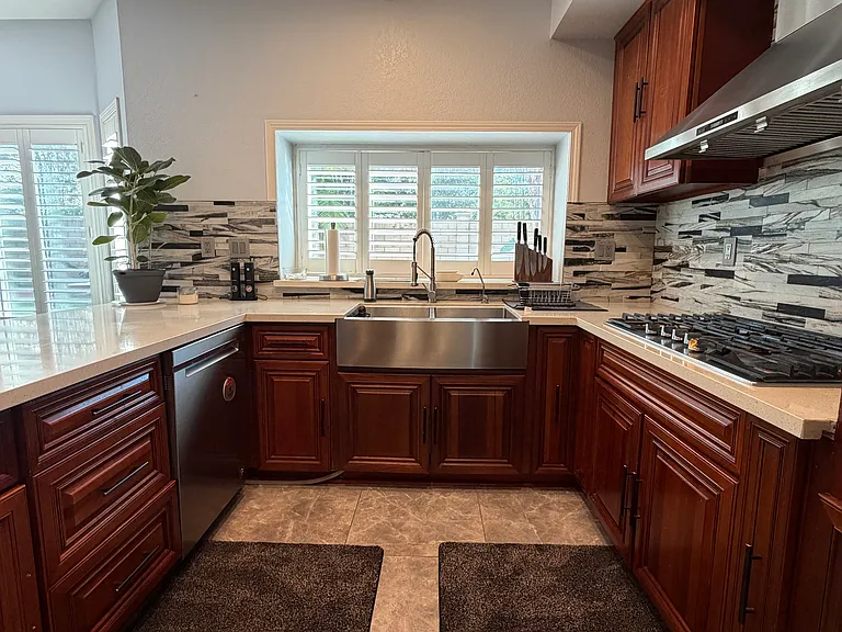 1940 Kensington Ln — Photo 15