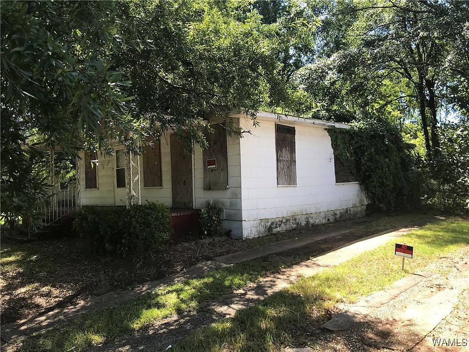 2nd image of 2815 18th St