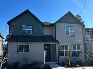 20211 Glen Vista Rd, Bend, OR 97703