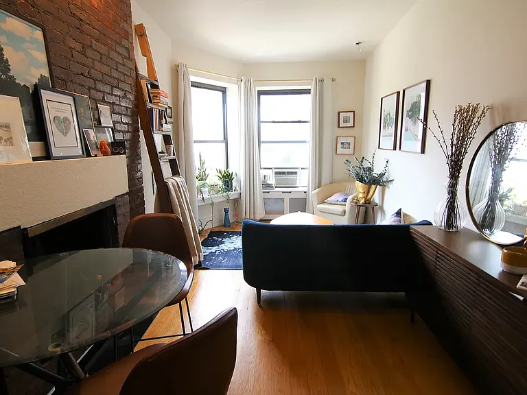 39 W 68th St #PHB — Photo 1