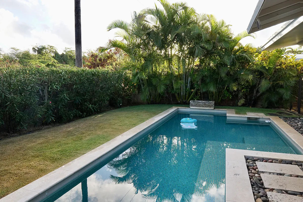 Building Photo - 142 Aikahi Loop