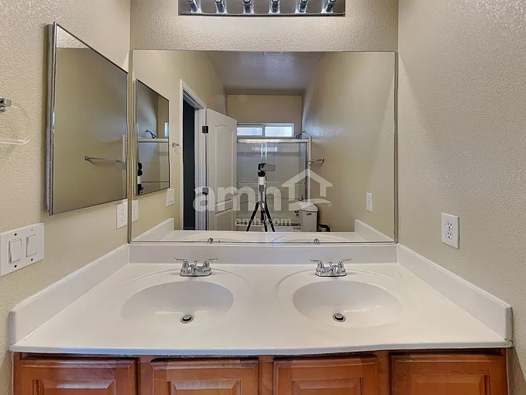 2459 Belt Buckley Dr — Photo 12