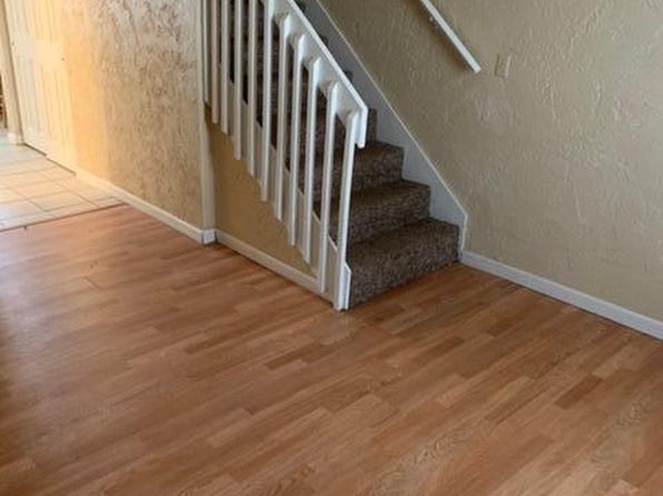 306 Meadow Dr APT 4