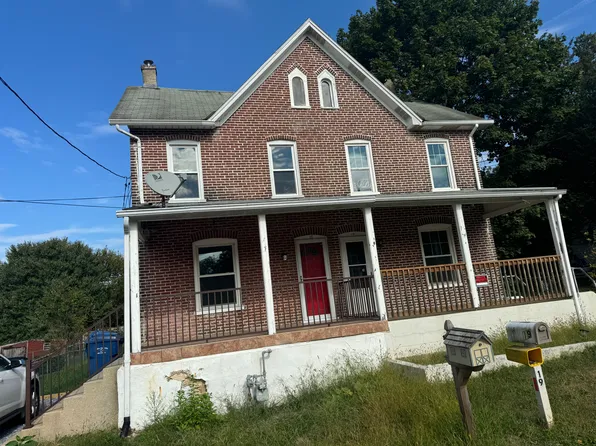 17 S Park Ave, Coatesville, PA 19320