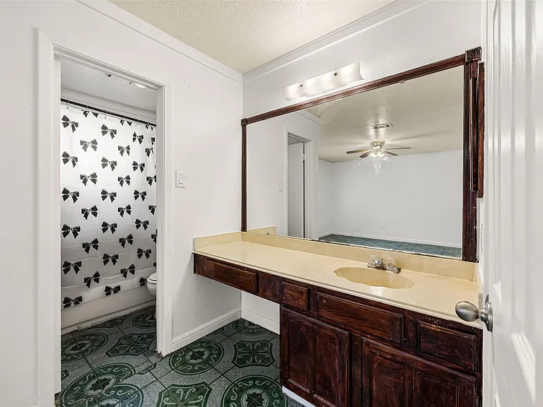 7226 Ridgeberry Dr — Photo 18