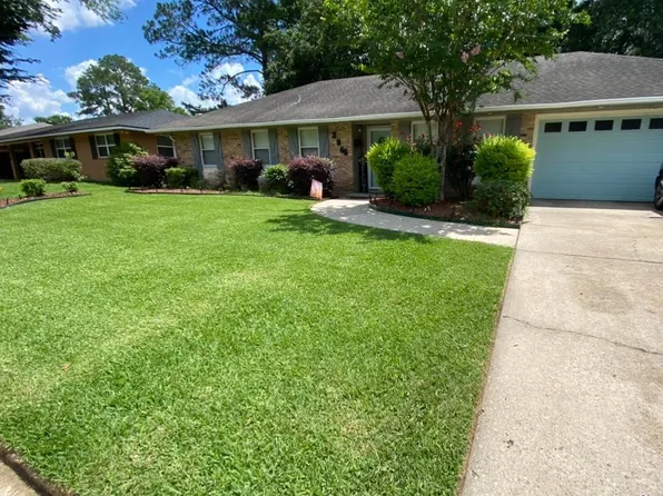 2946 Bootsie Dr, Baton Rouge, LA 70805