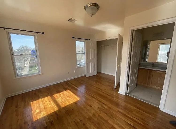 3 bed, 2.0 bath, 1500 sqft, $2,600 — Photo 3