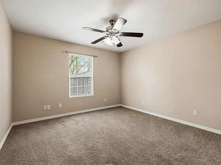 119 N Andrews Ave — Photo 16