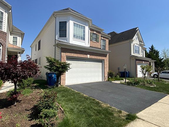 3rd image of 5649 Powers Ln