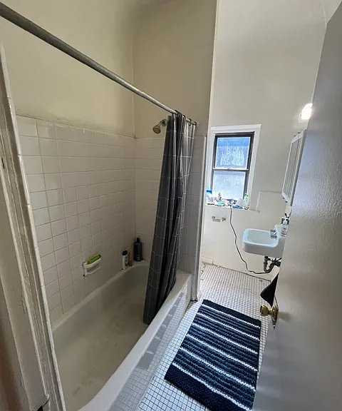 3309 Powelton Ave #3R — Photo 4