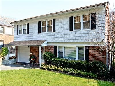 1st image of 120 Brookdale Dr