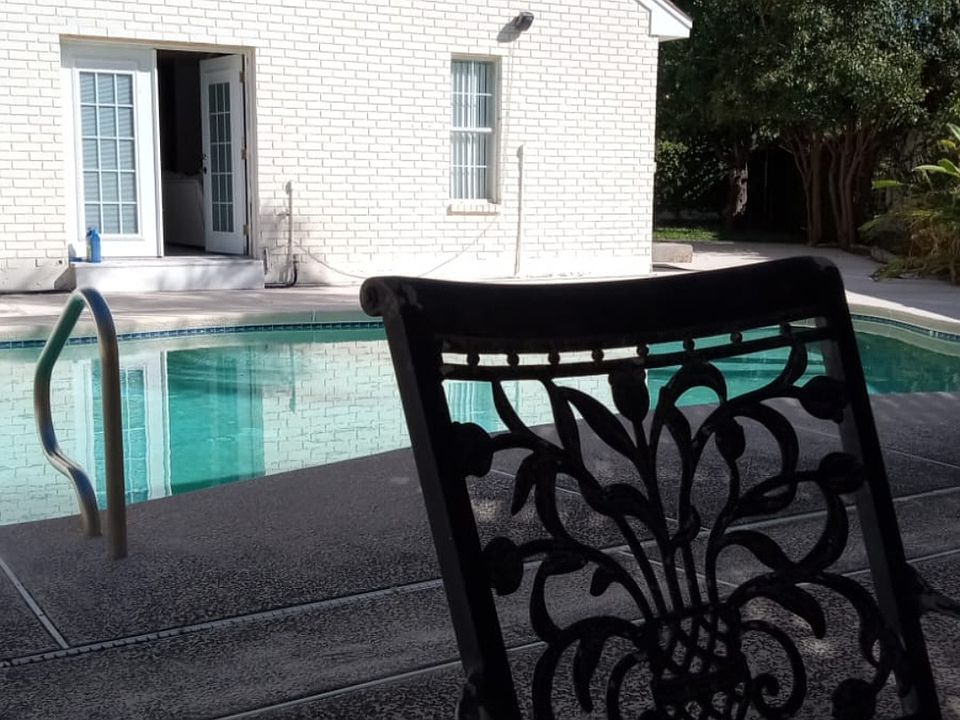 1st image of 602 N McColl Cir