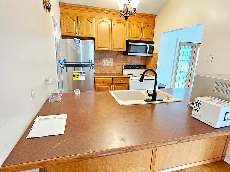 12 Nord Park Blvd — Photo 7