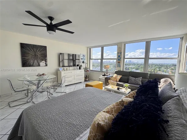2899 Collins Ave, Miami Beach, FL