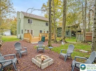 1789 Rolling Hills Dr, Tobyhanna, PA
