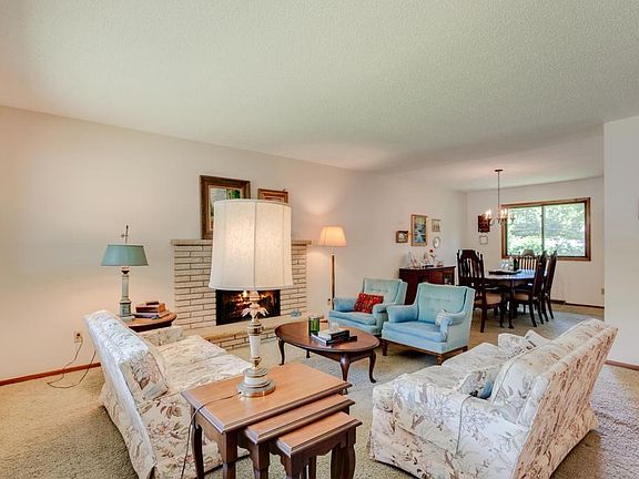 4th image of 4657 Ensign Ave N