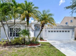 156 Cameron Dr, Fort Lauderdale, FL 33326