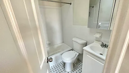 Rented by HOLTON REAL ESTATE INC.