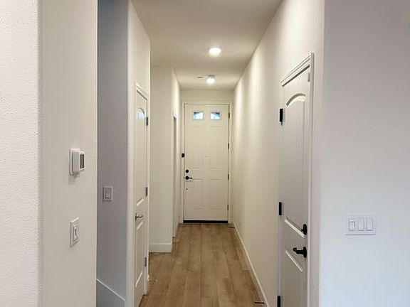 3rd image of 7380 Hollandaise Way