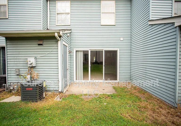 137 Brent Ct — Photo 28