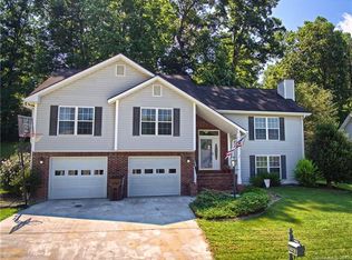 50 Winding Oak Dr, Arden, NC 28704