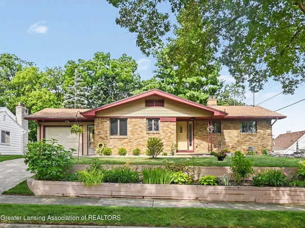 2310 Grant St, Lansing, MI 48910