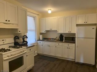 24 Prospect St APT 3R, Ridgewood, NJ 07450