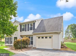 5793 Rockcliff Ln, Woodbridge, VA 22193
