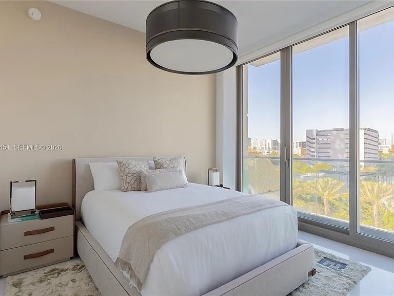 17975 Collins Ave #502 — Photo 42